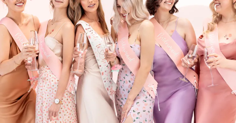 Blomstret "Bride to Be" Sash