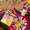 Farverig 80s Tallerkner