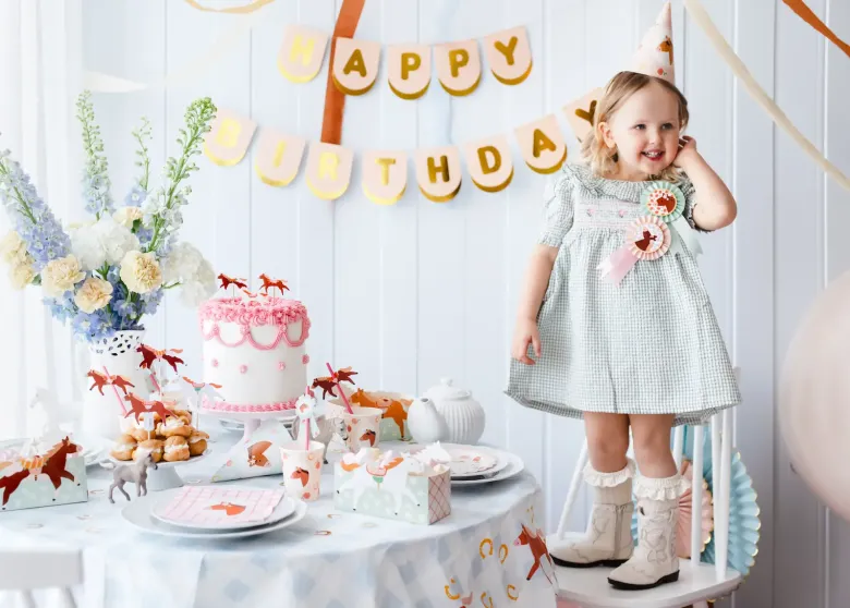 Happy Birthday Guirlande i Lyserød og Guld