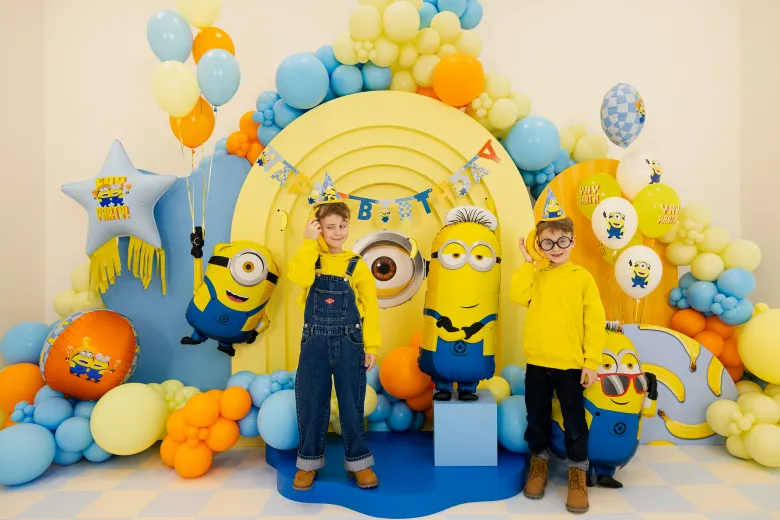 Minions Folieballon - "Kevin" 40 x 100 cm