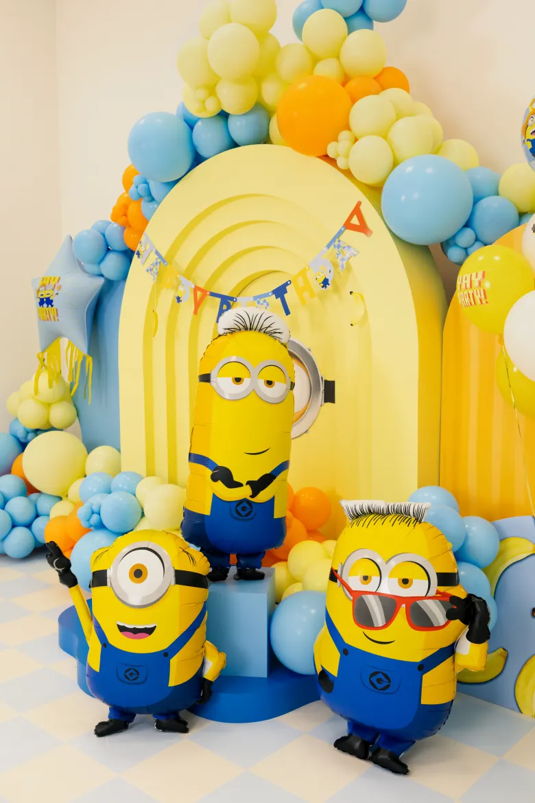 Minions Folieballon - "Kevin" 40 x 100 cm