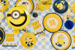 Minions paptallerkener - 6 stk. 23 cm