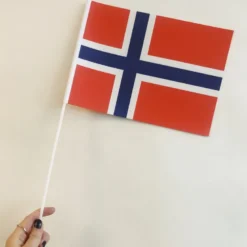 Norsk Papirflag på Pind, 27 x 20 cm